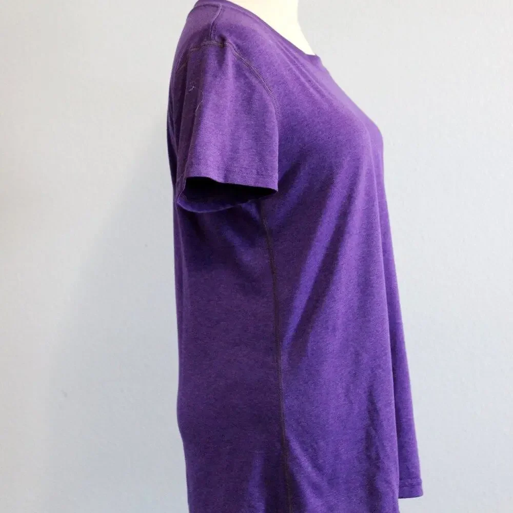 Nike Dri fit- Women’s Size Medium Bright Purple in Color & Lightweight Fabric